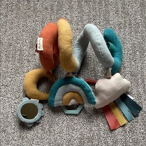 Itzy Ritzy Spiral Car Seat & Stroller Activity Toy